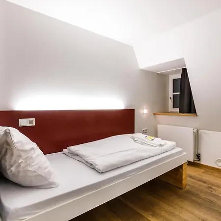 Hostel Jugendherberge Nuernberg - Youth Hostel Nuremberg