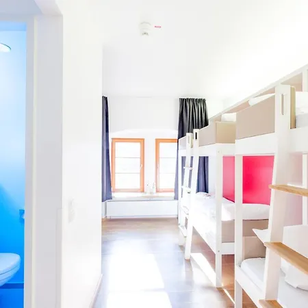 Jugendherberge Nuernberg - Youth Hostel *