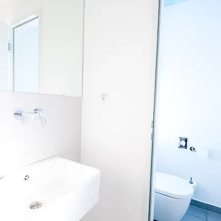 - Youth بيت شباب نورنبيرغ